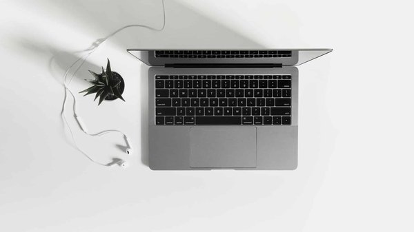 Comment optimiser le Lenovo Yoga pour la conception graphique et le dessin numérique ?